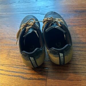DSG Boys Soccer Cleats size 1.5